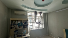 Làm mới lại phòng ngủ cho khách bằng giấy dán tường hàn quốc : hẻm 94 lưu chí hiếu, phường tây thạnh, quận tân phú