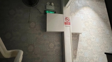 Thi Công Giấy Dán Tường Phòng Khách với cầu thang cho chị gái ở  : Lê Thánh Tôn , Quận 1