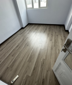 SÀN NHỰA GIẢ GỖ