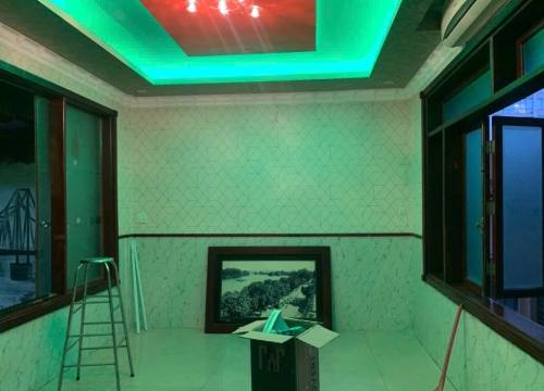 hoàn thiện thi công xong thi bị cúp điện cho một gia chủ : hẻm 156 Cộng Hòa, P. 13, Q. tân Bình