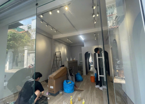 tân tiến lại shop quần áo : hẻm 333 Lê Văn Sỹ, Phường 1, Q. Tân Bình