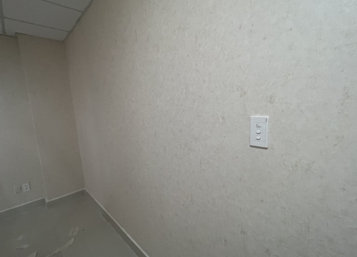 Hoàn Thiện Thi Công Giấy Dán Tường Hàn Quốc : 436A/139 đường 3/2 , Q.10