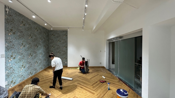 sản phẩm mới trước và sau khi thi công : sàn & tranh : 622/7 Cộng Hòa, Phường 13, Q. Tân Bình
