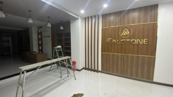 THI CÔNG LAM SÓNG ỐP TƯỜNG 