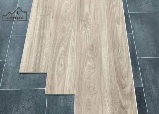 sàn nhựa hèm khoá 01